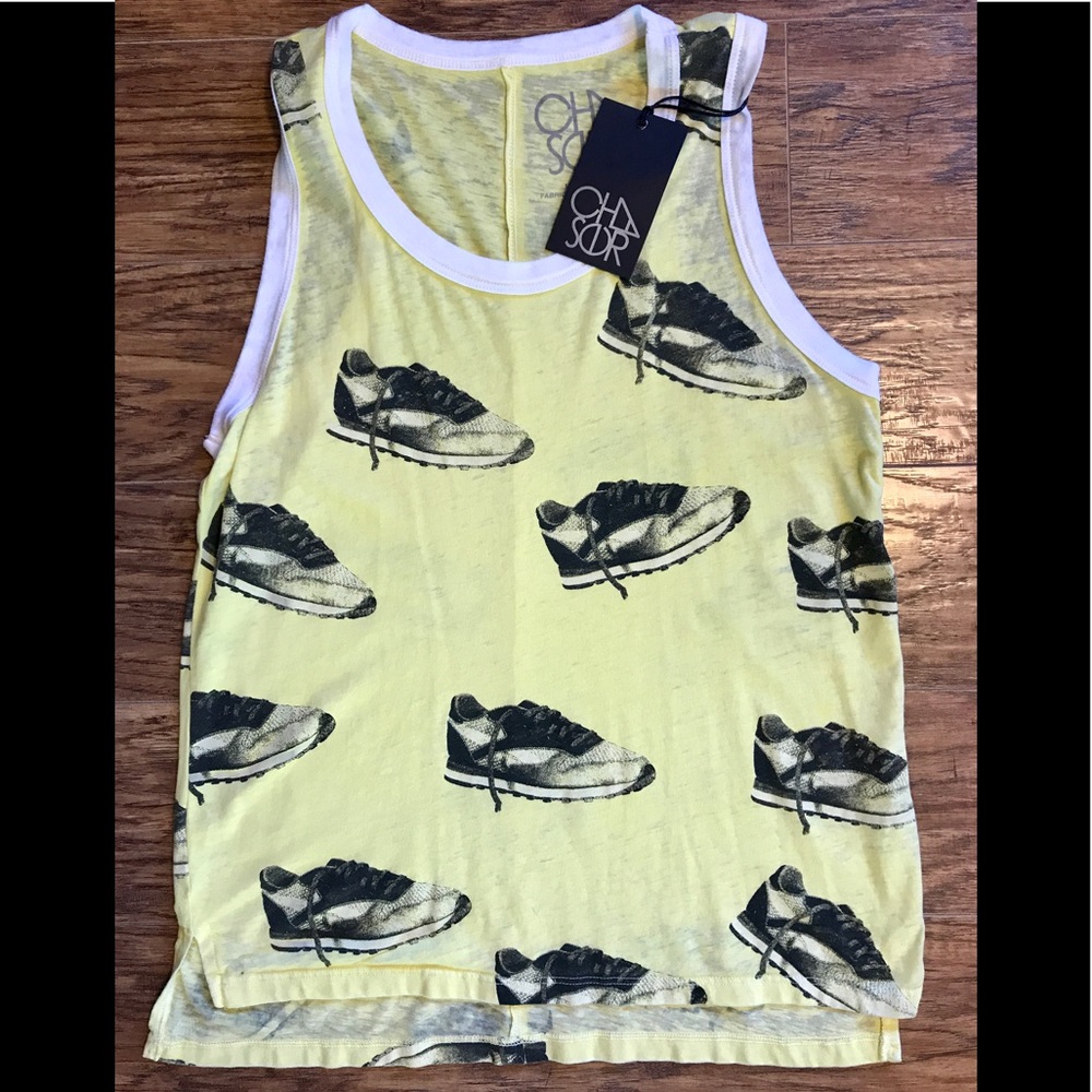 Chaser “Sneaker” tank